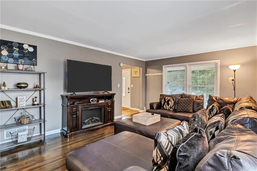 3652 Greentree Farms Drive Decatur, GA 30034