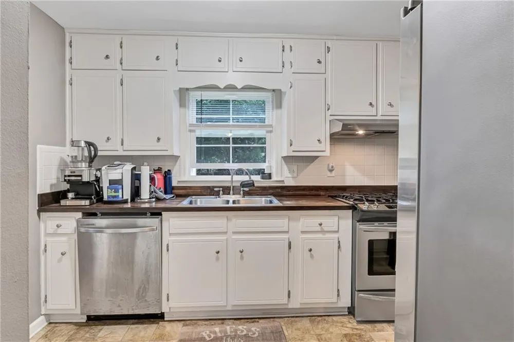 3652 Greentree Farms Drive Decatur, GA 30034