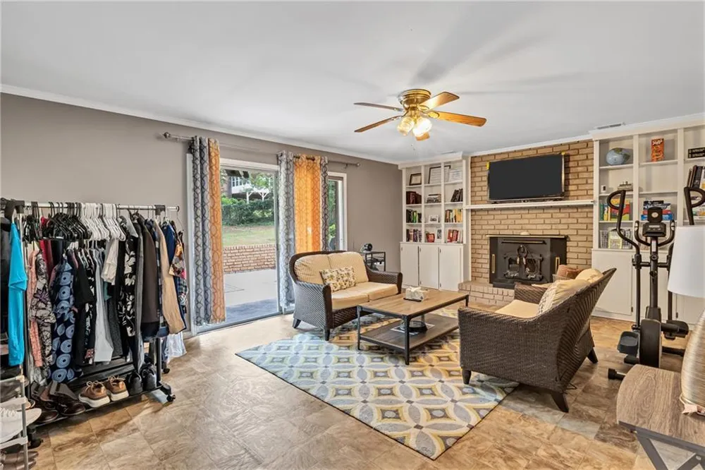 3652 Greentree Farms Drive Decatur, GA 30034
