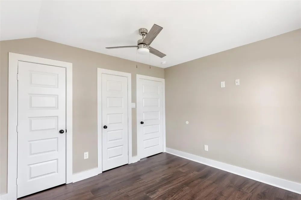 301 S Magnolia Street Highlands, TX 77562