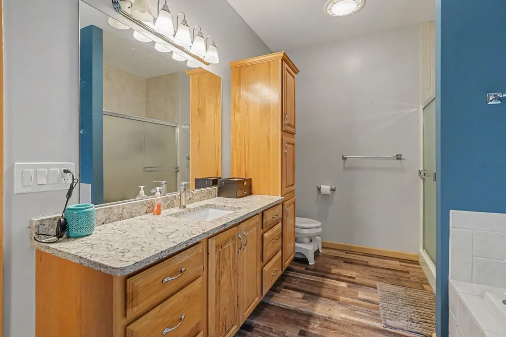 5045 Andrea Drive Muskegon, MI 49445