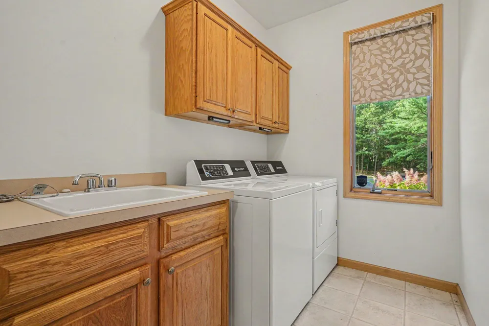 5045 Andrea Drive Muskegon, MI 49445
