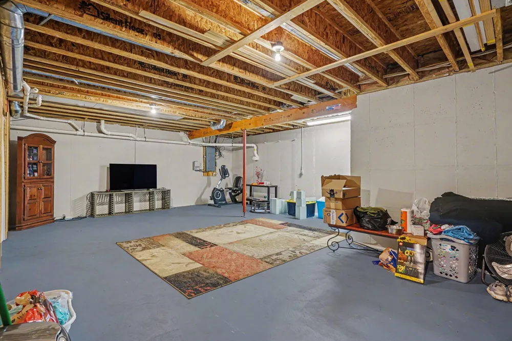 5045 Andrea Drive Muskegon, MI 49445