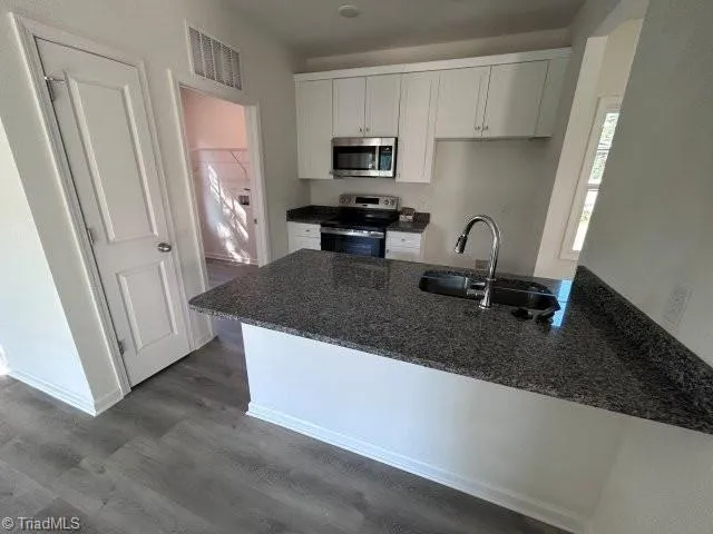 523 W Front Street Statesville, NC 28677