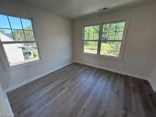 523 W Front Street Statesville, NC 28677