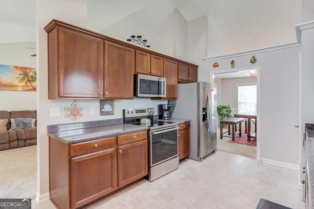 1143 Augustine DR Auburn, GA 30011