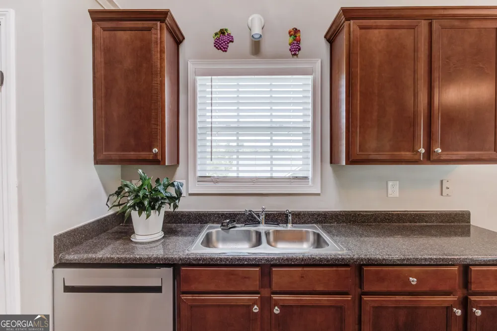 1143 Augustine DR Auburn, GA 30011