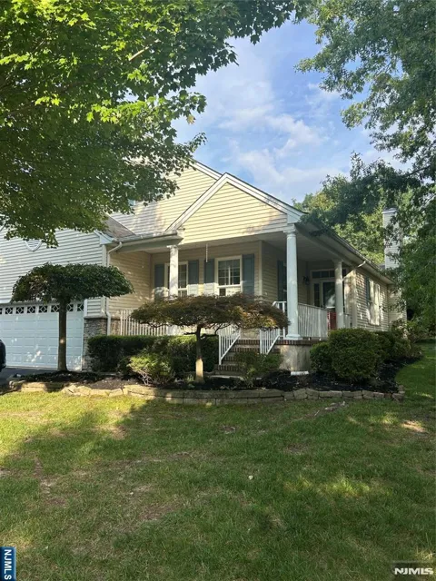 205 Rolling Meadows Boulevard