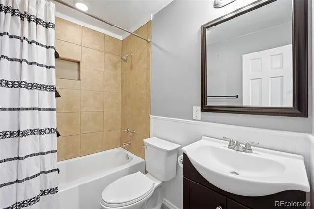 19066 W 59th Drive Golden, CO 80403