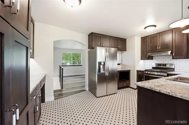19066 W 59th Drive Golden, CO 80403