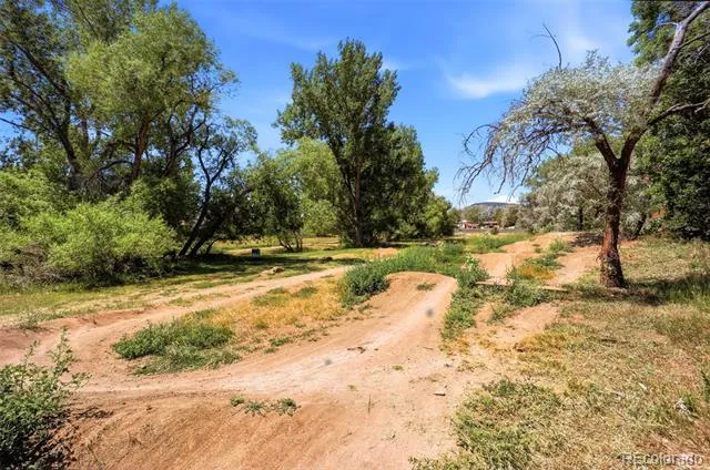 19066 W 59th Drive Golden, CO 80403