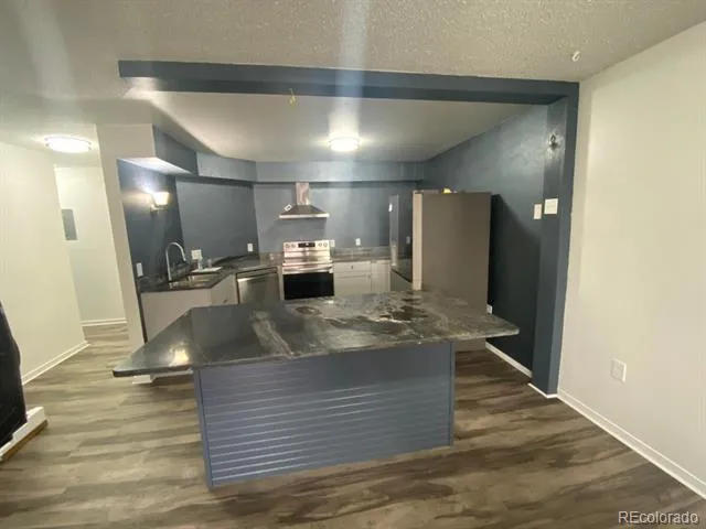 1625 Larimer Street #2004 Denver, CO 80202