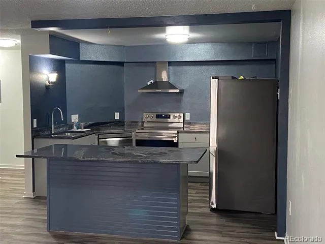 1625 Larimer Street #2004 Denver, CO 80202