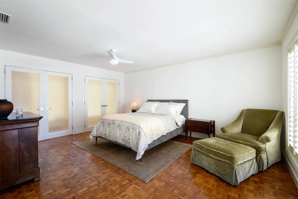 4650 Christopher Place Dallas, TX 75204