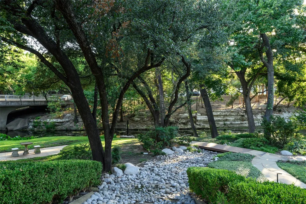 4650 Christopher Place Dallas, TX 75204