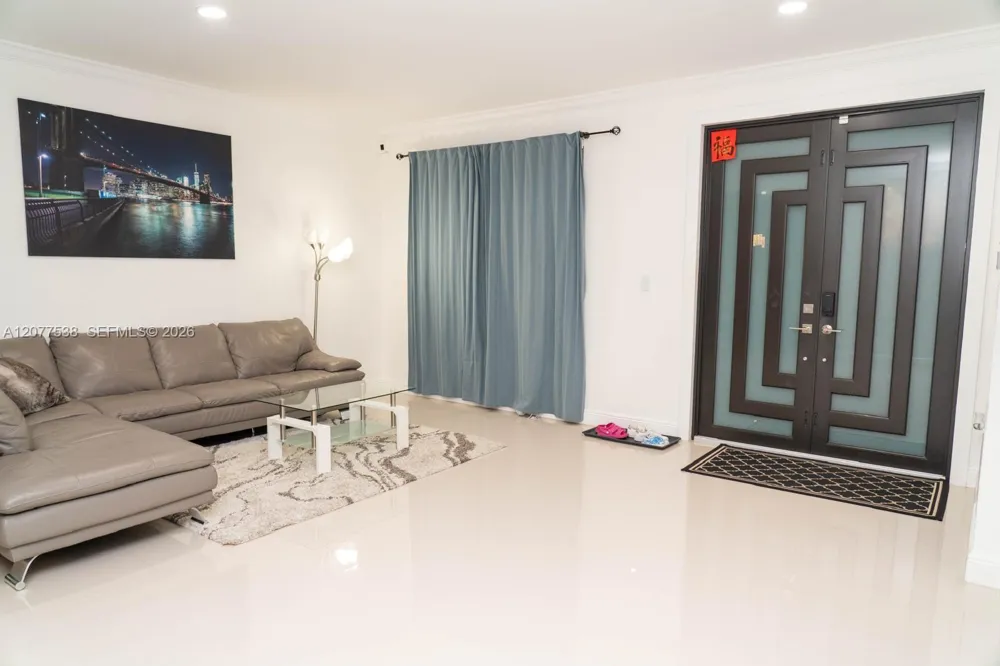 2818 SW 177th Ave Miramar, FL 33029