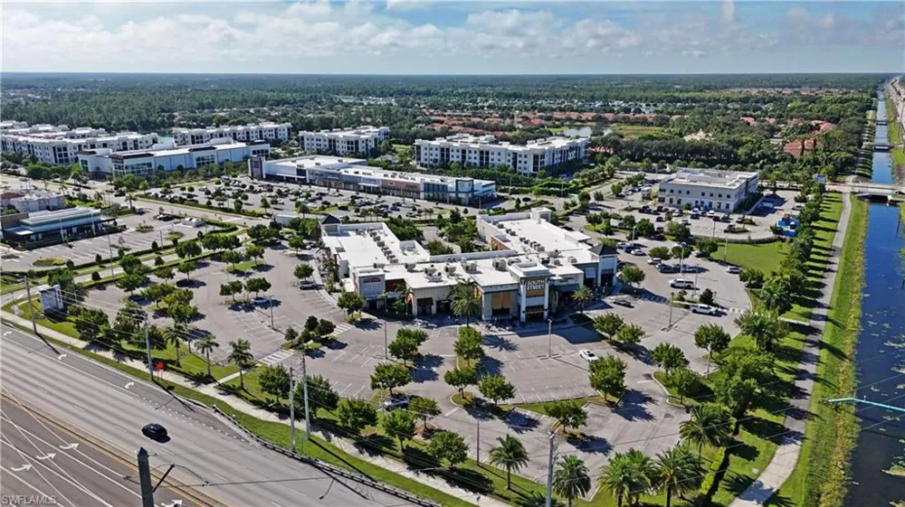 4741 3rd Avenue NW Naples, FL 34119