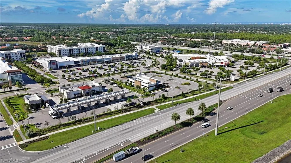 4741 3rd Avenue NW Naples, FL 34119