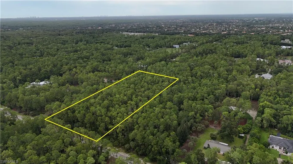 4741 3rd Avenue NW Naples, FL 34119