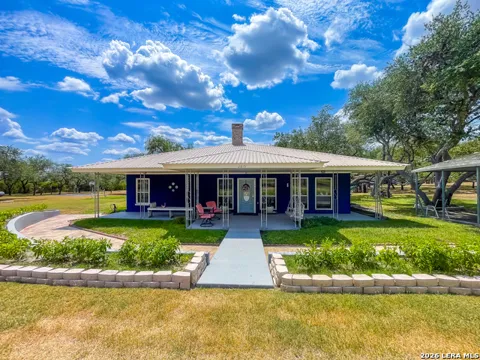 2815 Orange Ln