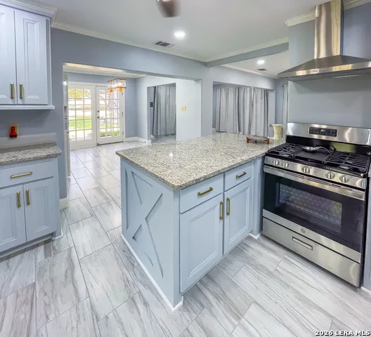 2815 Orange Ln Beeville, TX 78102