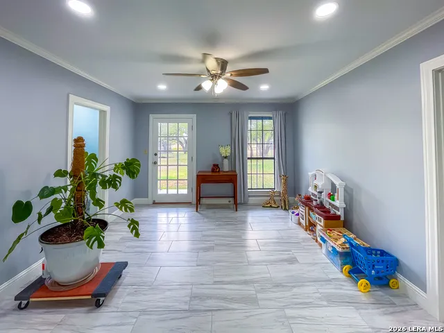 2815 Orange Ln Beeville, TX 78102