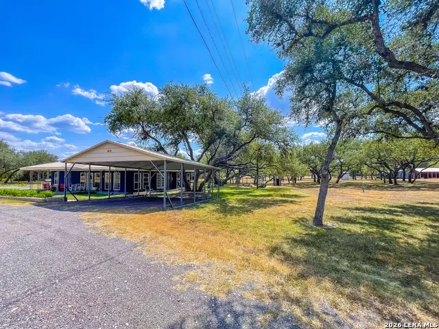 2815 Orange Ln Beeville, TX 78102
