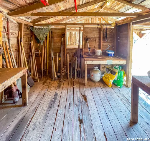 2815 Orange Ln Beeville, TX 78102