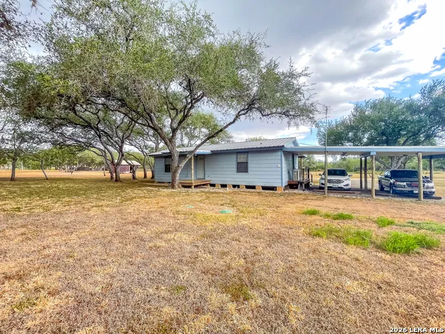 2815 Orange Ln Beeville, TX 78102