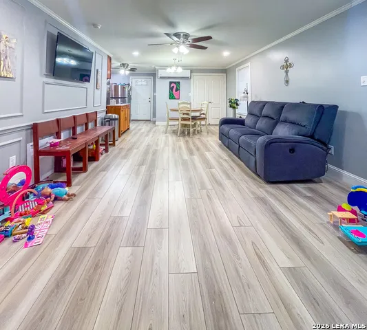 2815 Orange Ln Beeville, TX 78102