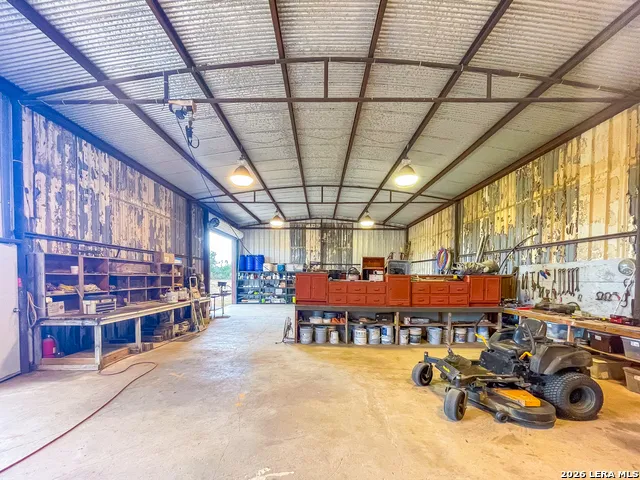 2815 Orange Ln Beeville, TX 78102