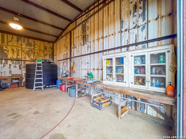 2815 Orange Ln Beeville, TX 78102