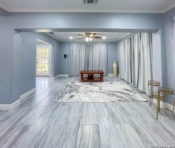 2815 Orange Ln Beeville, TX 78102