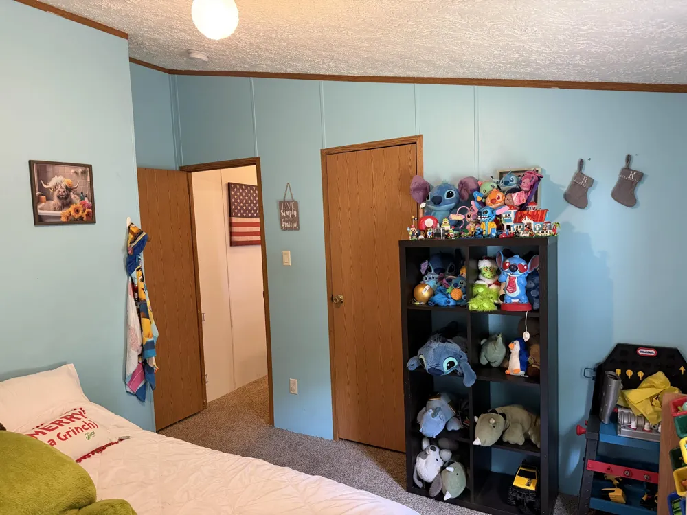 3260 W Ridge Street White Cloud, MI 49349