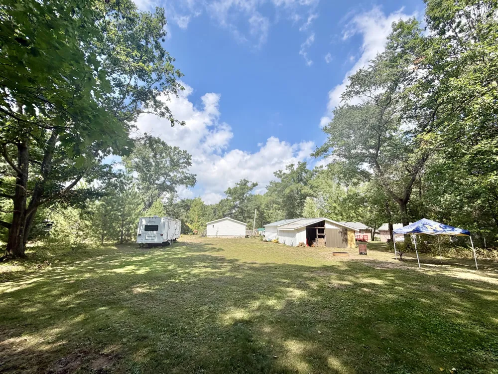 3260 W Ridge Street White Cloud, MI 49349
