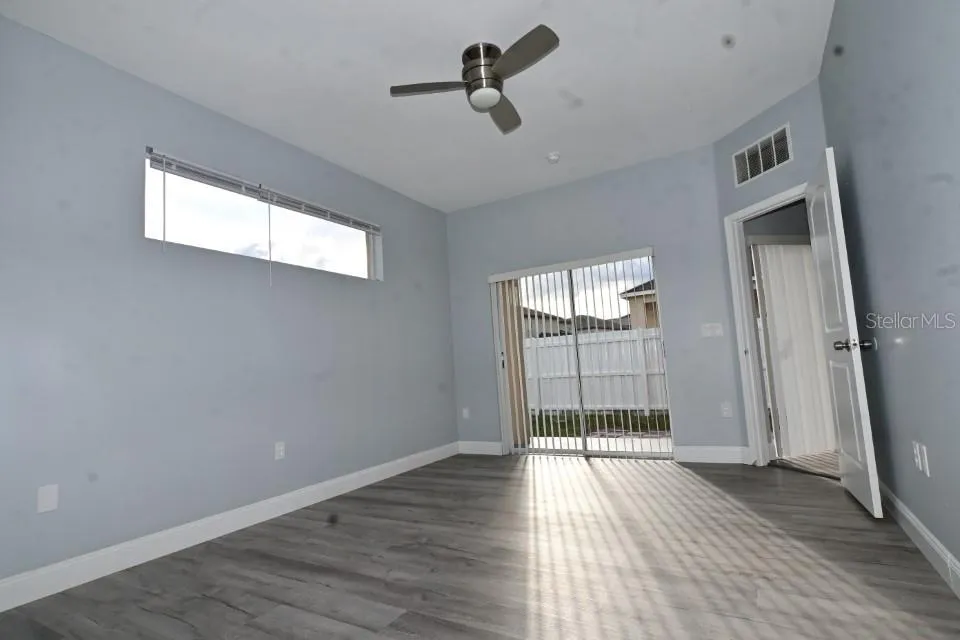 24852 PORTOFINO DR Lutz, FL 33559