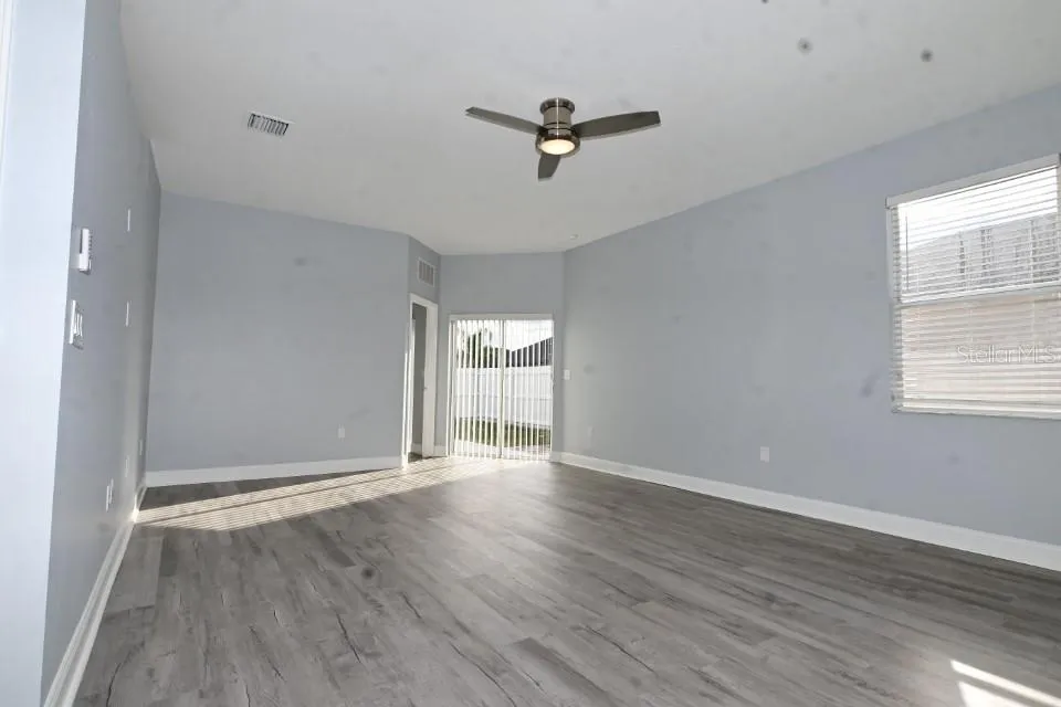 24852 PORTOFINO DR Lutz, FL 33559