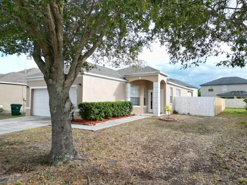 24852 PORTOFINO DR Lutz, FL 33559