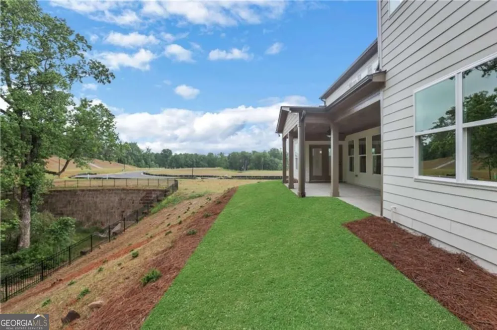 151 Cedar Crest LN Dawsonville, GA 30534