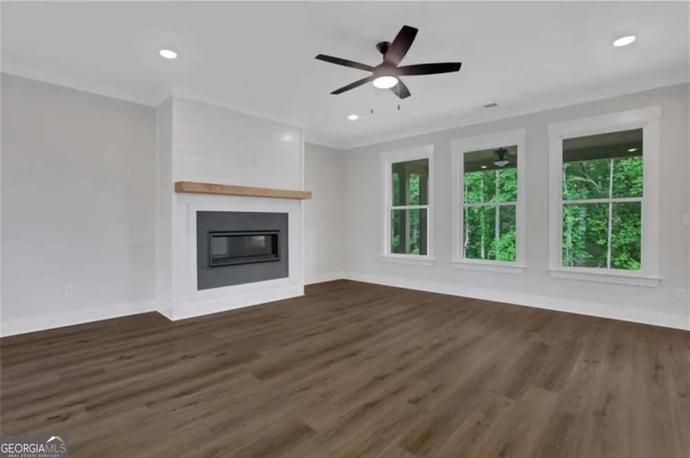 151 Cedar Crest LN Dawsonville, GA 30534