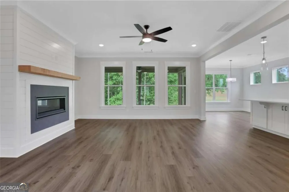 151 Cedar Crest LN Dawsonville, GA 30534