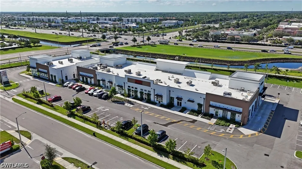 3rd Avenue NW Naples, FL 34119