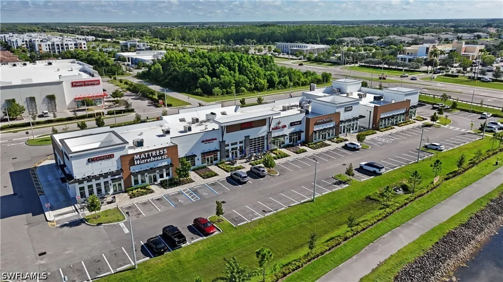 3rd Avenue NW Naples, FL 34119