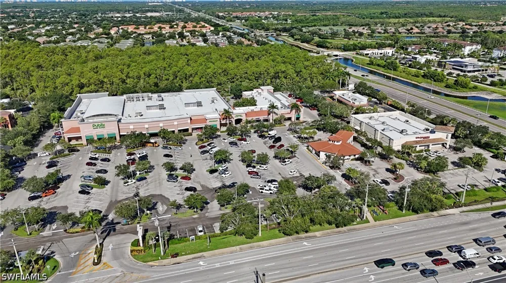 3rd Avenue NW Naples, FL 34119