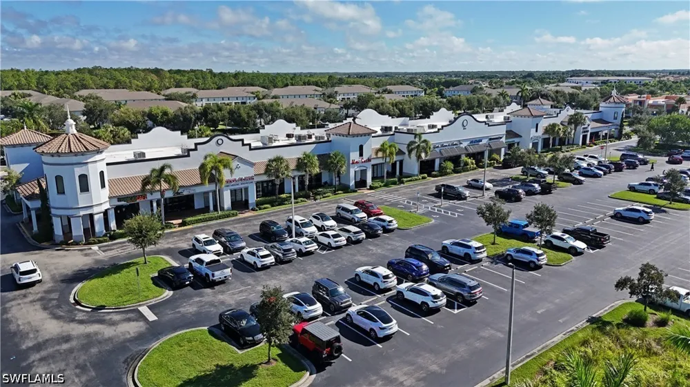3rd Avenue NW Naples, FL 34119