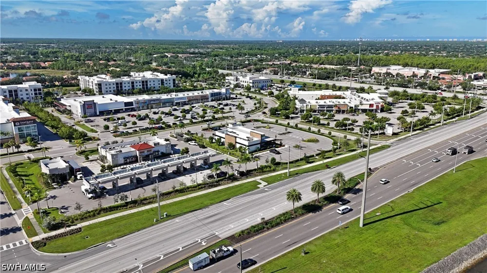 3rd Avenue NW Naples, FL 34119