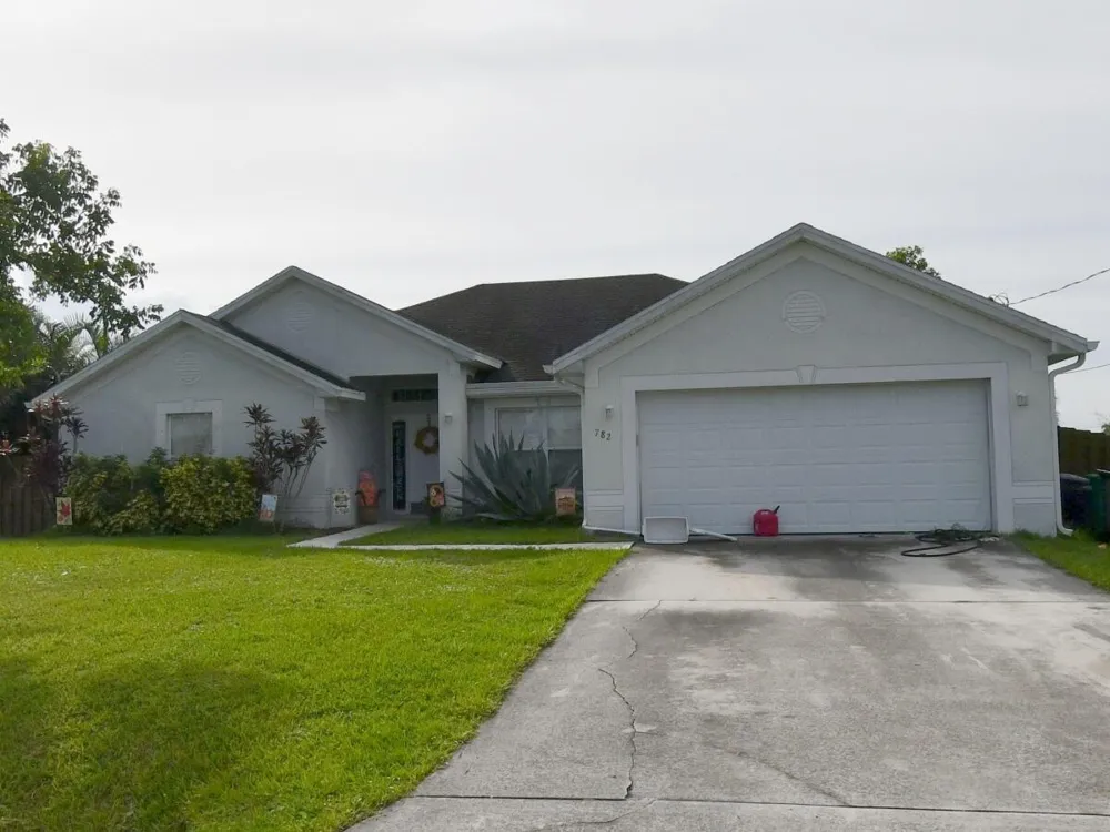 782 SW Crean Terrace Port St. Lucie, FL 34953