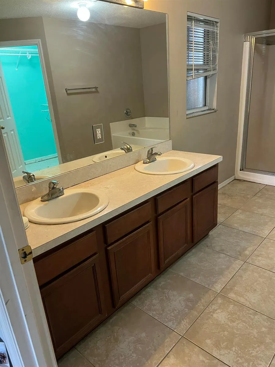 782 SW Crean Terrace Port St. Lucie, FL 34953