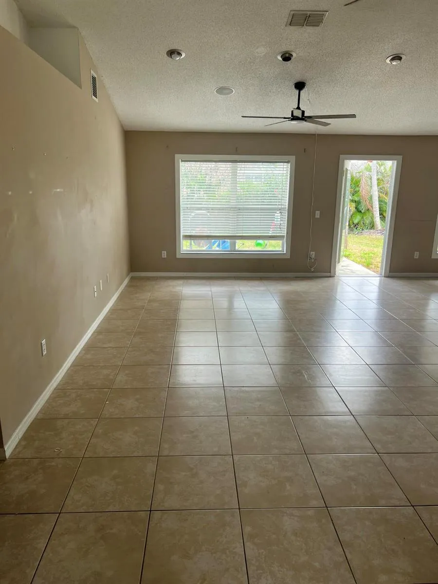 782 SW Crean Terrace Port St. Lucie, FL 34953