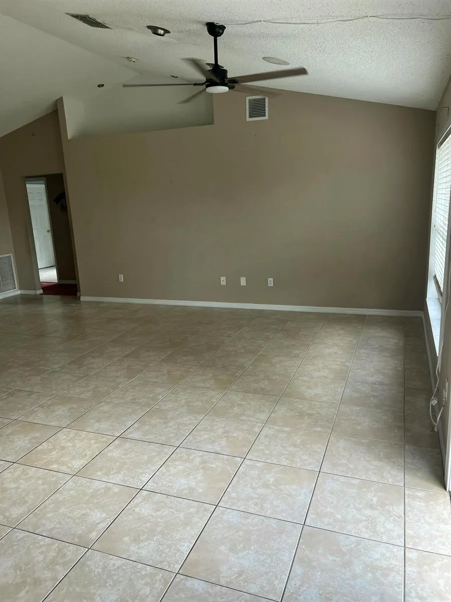 782 SW Crean Terrace Port St. Lucie, FL 34953